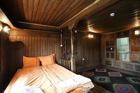 The House With The Vine Guest House Zheravna Buitenkant foto
